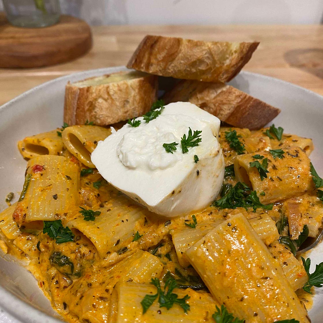 Creamy Sundried tomato and lemon burrata pasta
