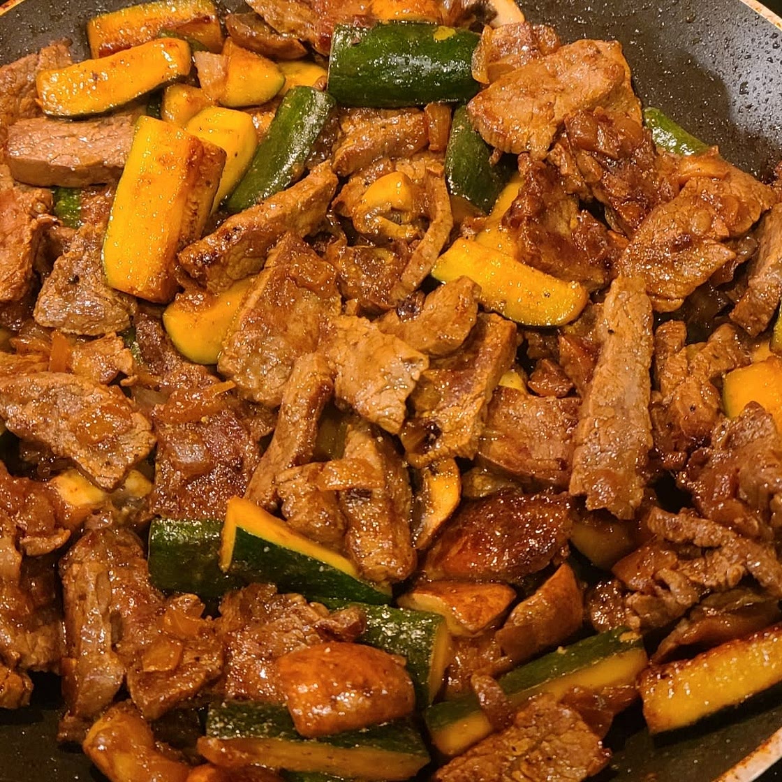 Hibachi Steak Bites with Zucchini and Mushrooms