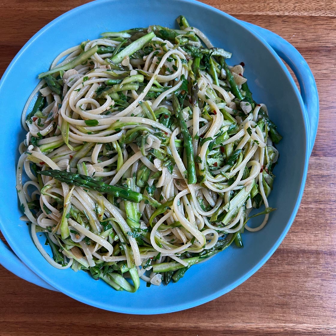 Asparagus Aglio e Olio — Cafe Hailee
