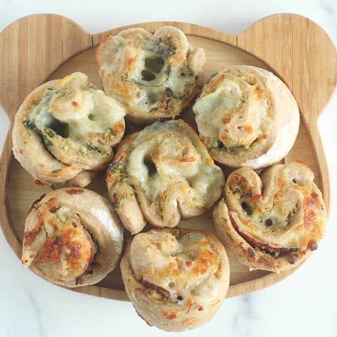 Homemade Pesto Pizza Rolls