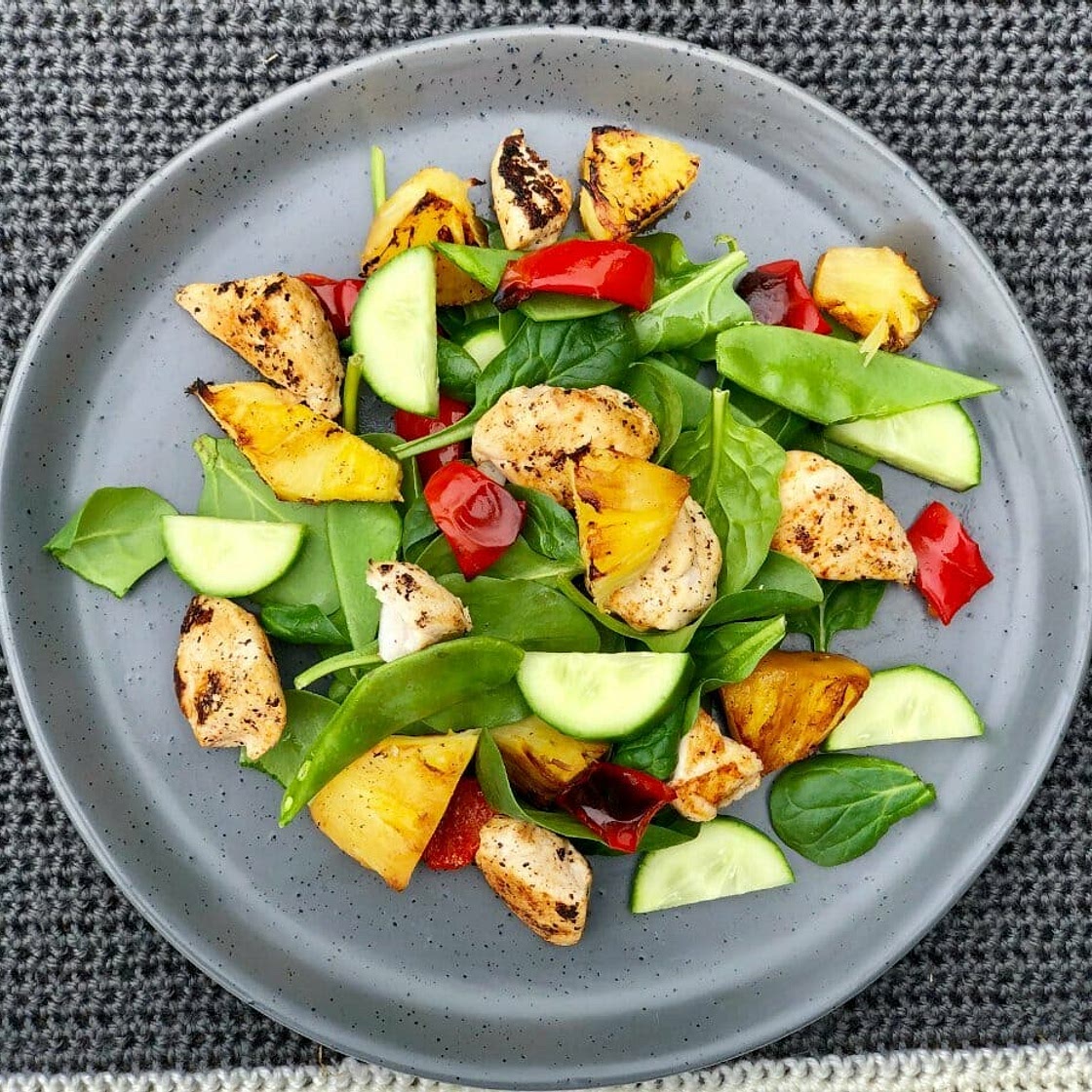 Grilled chicken and pineapple salad