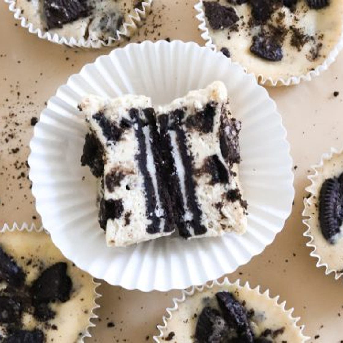 Oreo Cheesecake Cupcakes