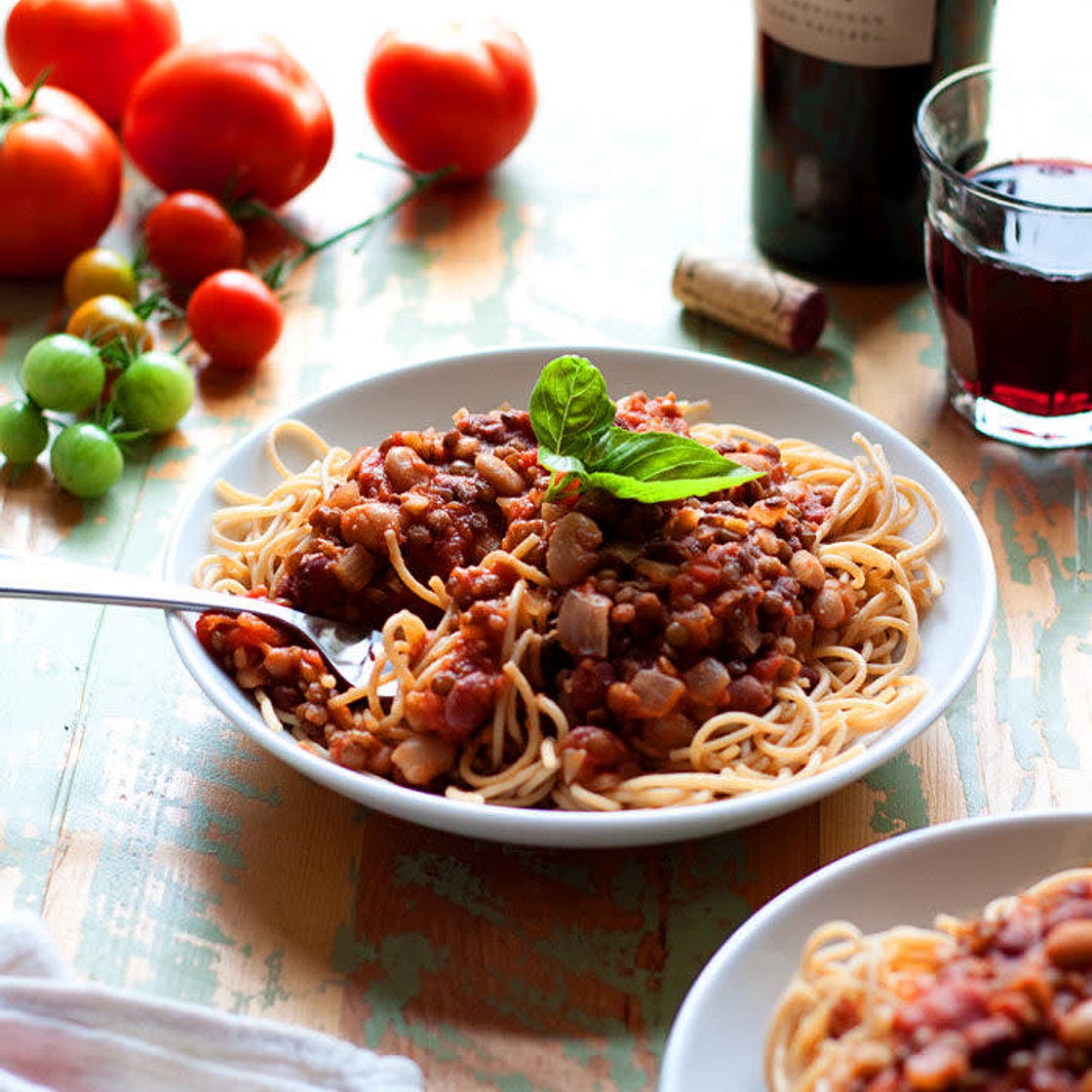 Lentil kidney Bolognese pasta