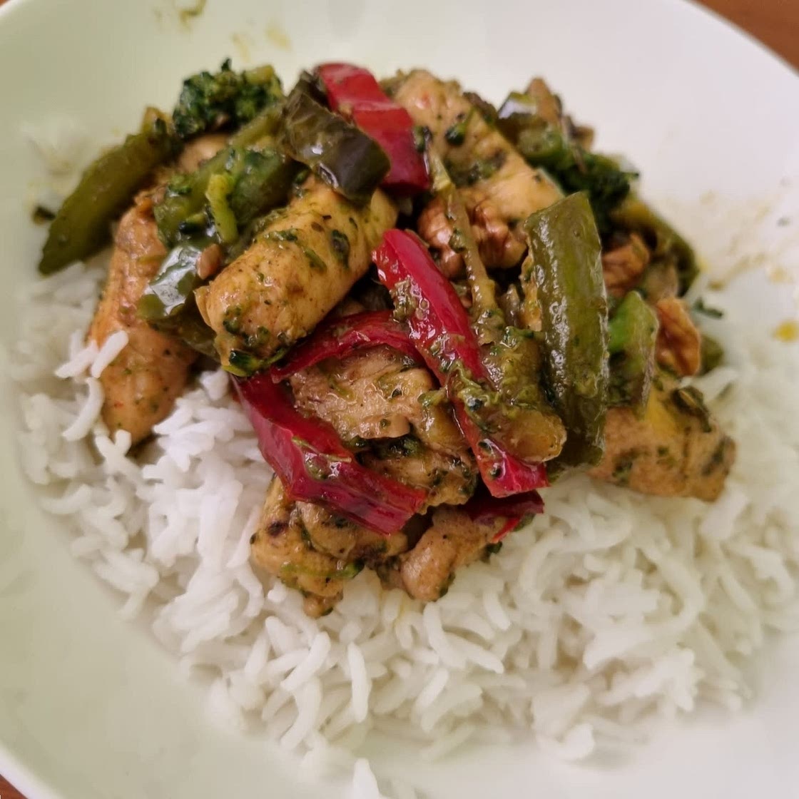 TROPICAL CHICKEN MEDLEY