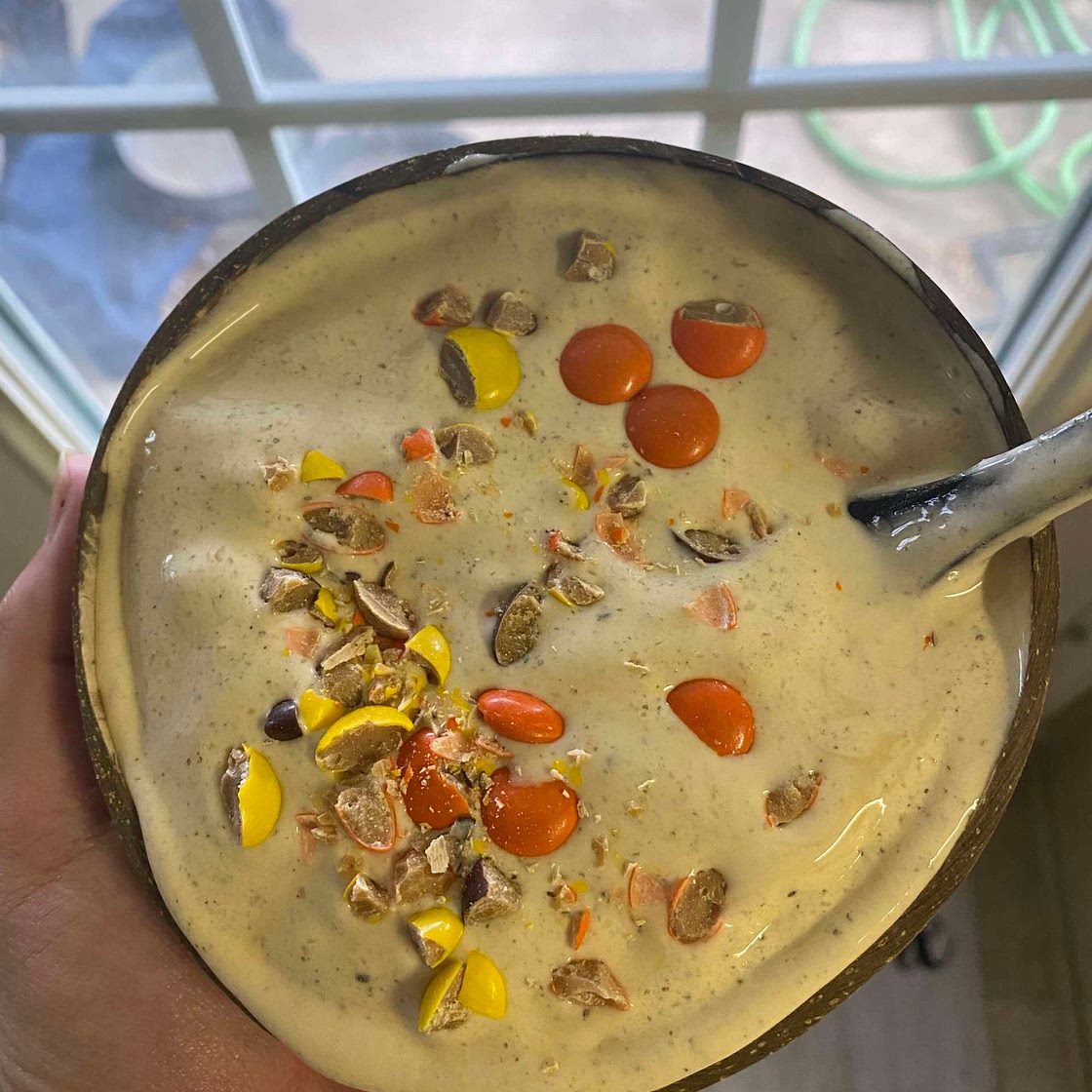 Reece’s Pieces Smoothie Bowl
