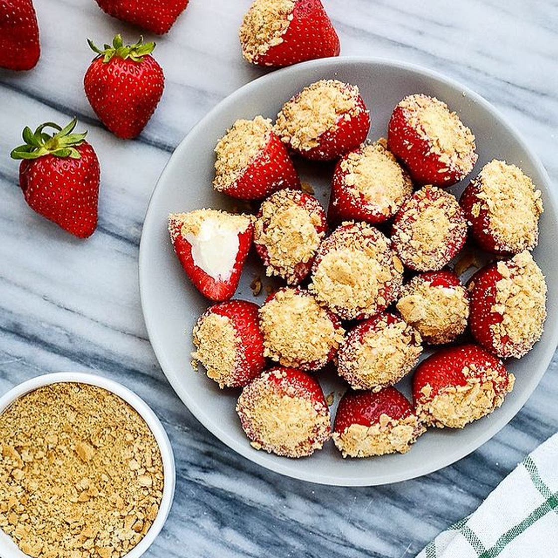 Cheesecake stuffed strawberries