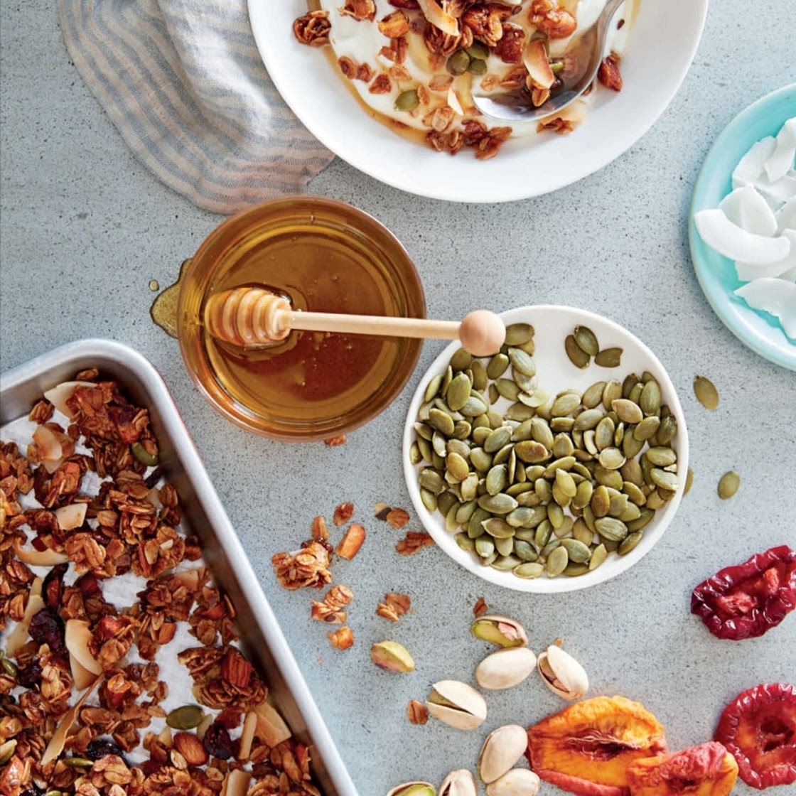 almond  granola  with apricots
