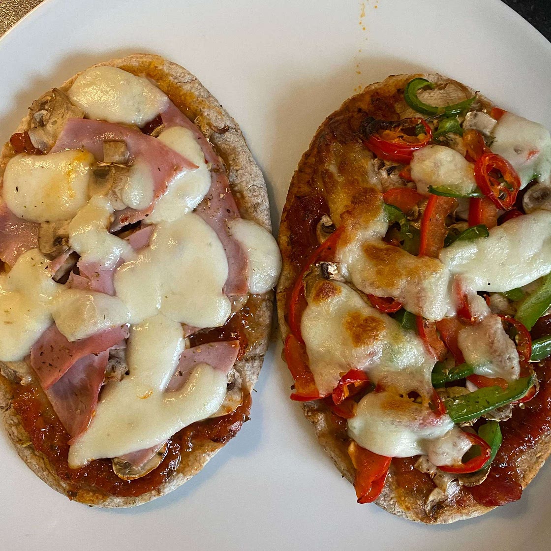 Quick Pitta Pizzas