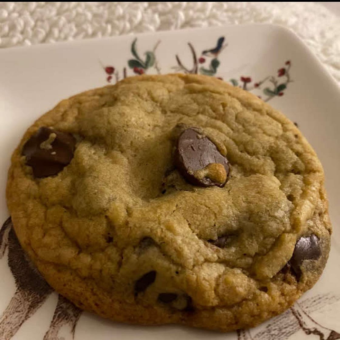 BEST Chocolate Chip Cookies