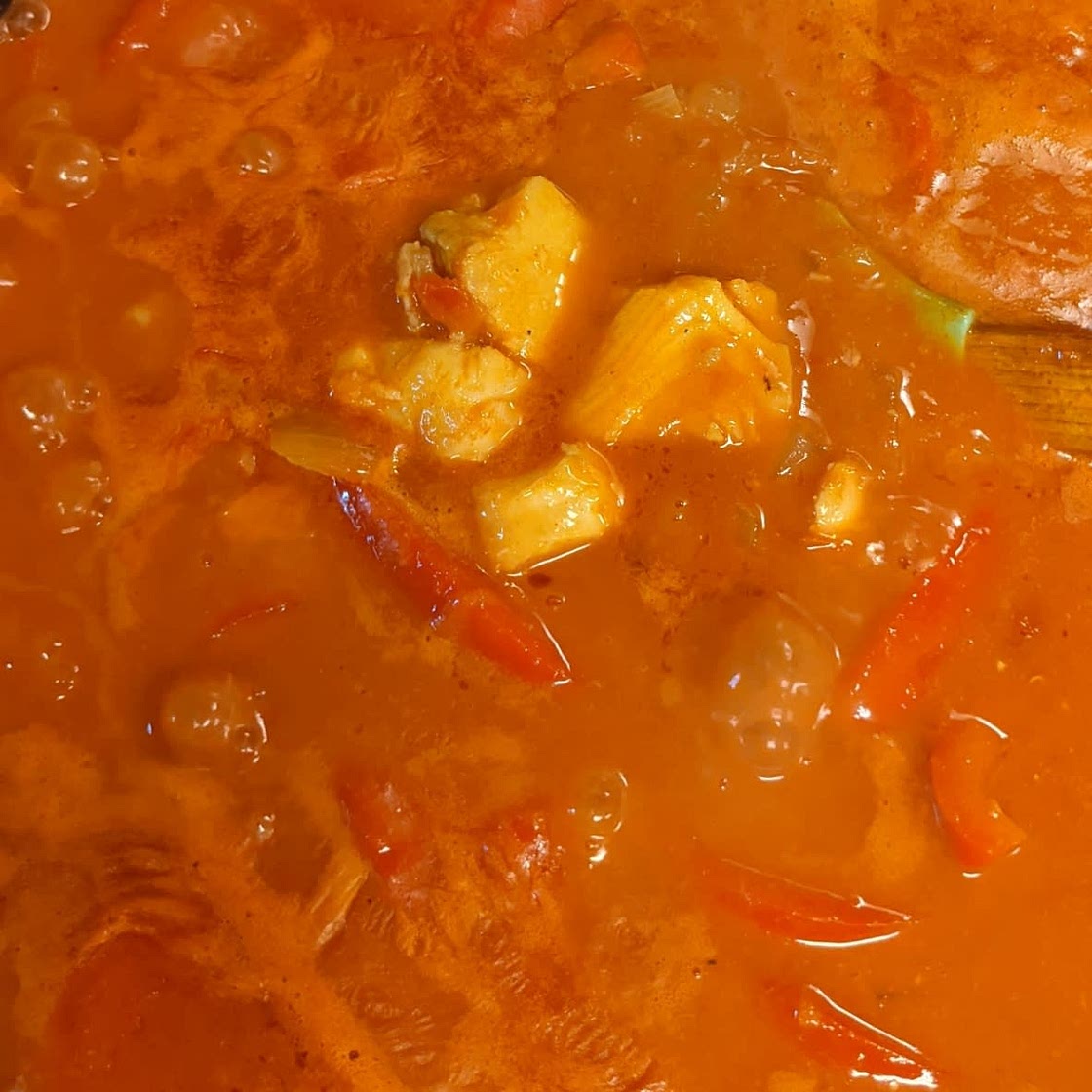 Brazilian Fish Stew (Moqueca Baiana)