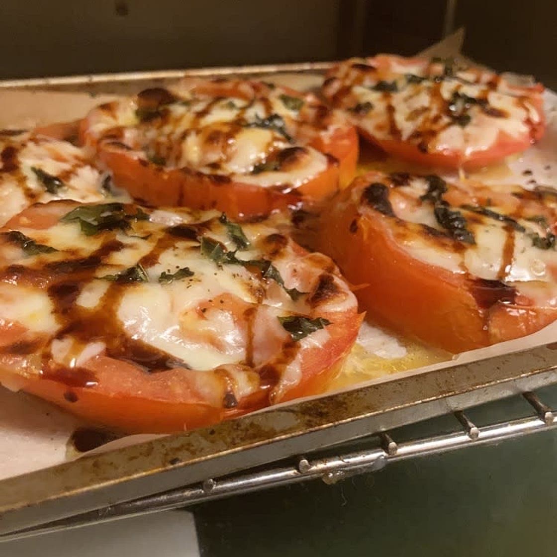 roasted tomato w mozzarella and basil