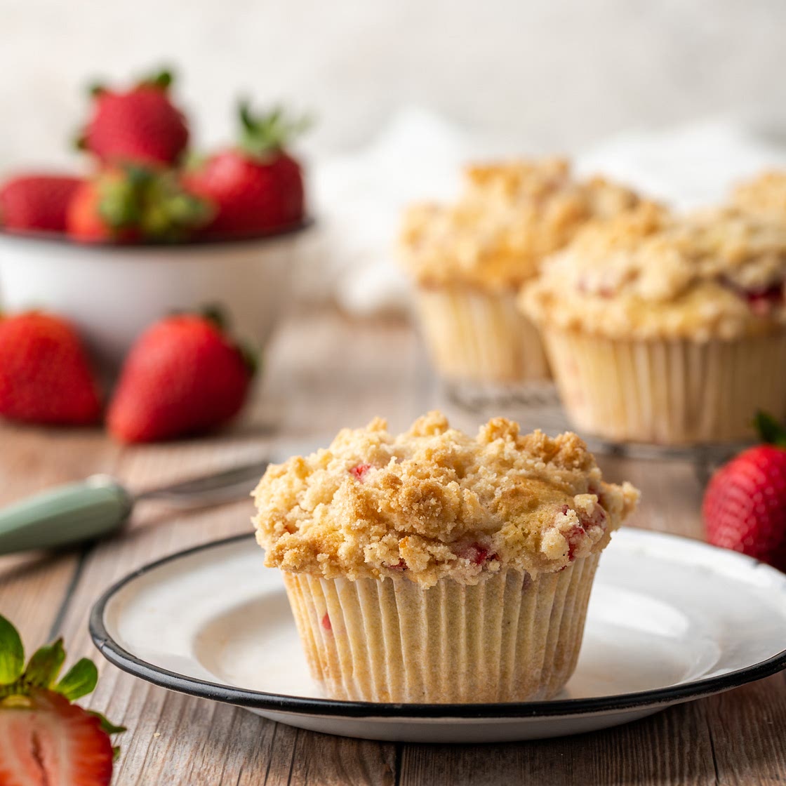 Easy Gluten Free Fresh Strawberry Muffins