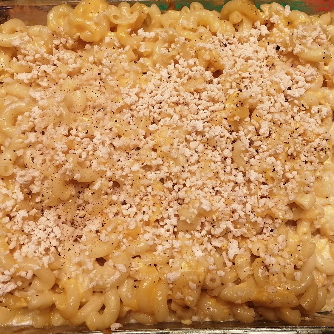 Simple Baked Mac and Cheese