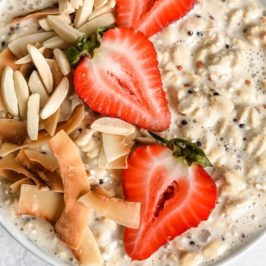 Copy-Cat Healthy Starbucks Strawberry Overnight Oats