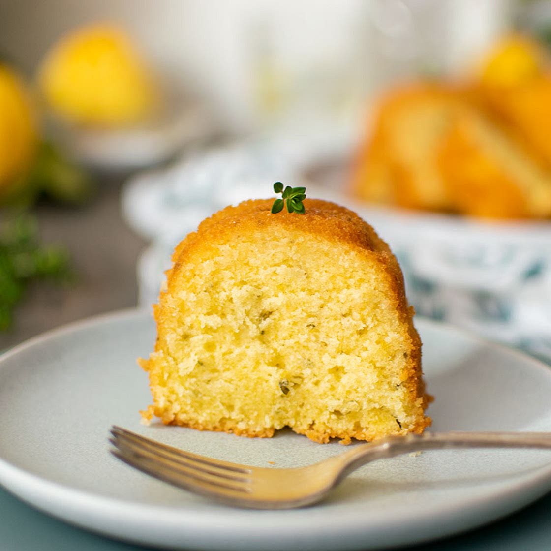 Limone e Timo Bundt Cake - Valentina Bakery