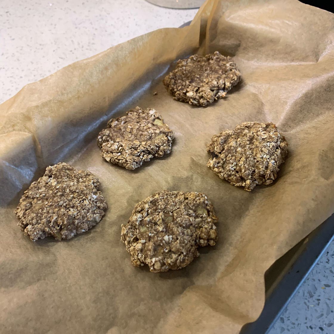 3 Ingredient Banana Oat Cookies
