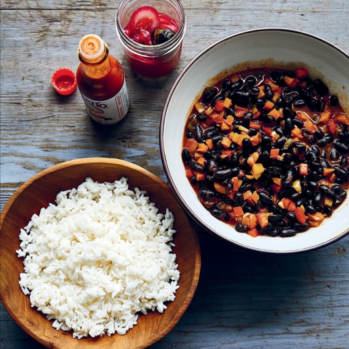 CUBAN-STYLE ORANGE-SCENTED BLACK BEANS
