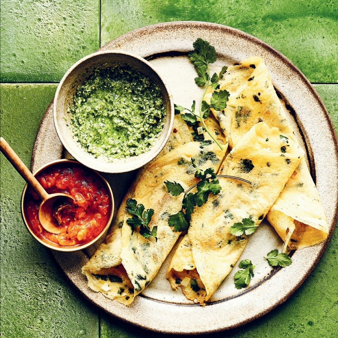 YELLOW BEAN AND SPINACH DOSAS