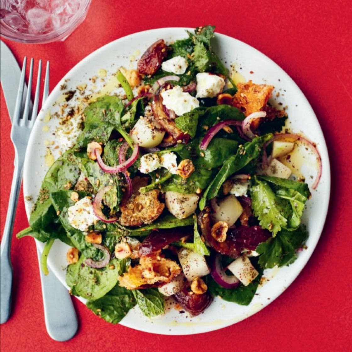 DATE, SPINACH, KOHLRABI, HAZELNUT, FETA AND CORIANDER SALAD