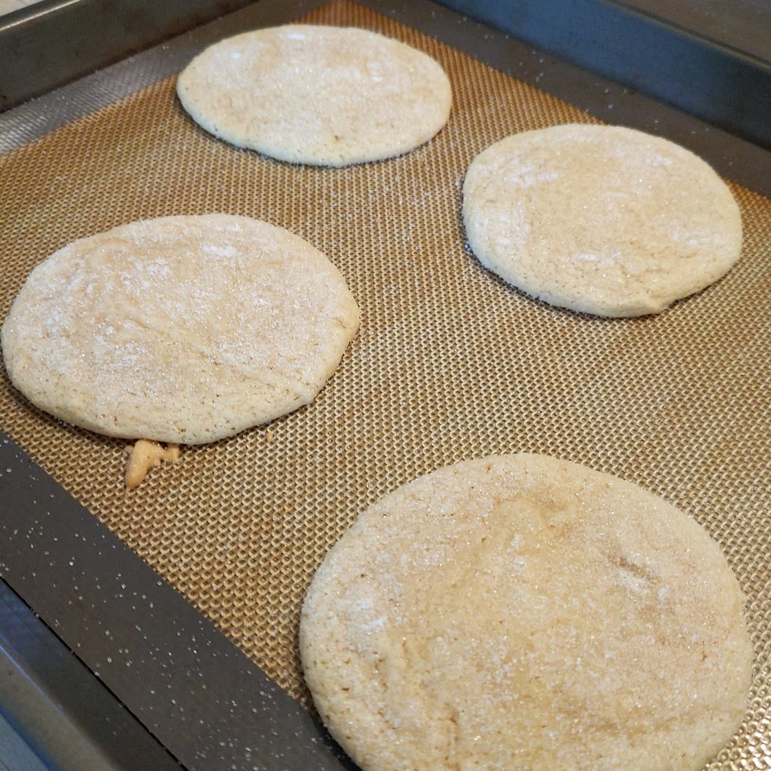 Vegan Sugar Cookies (Soft & Chewy!)