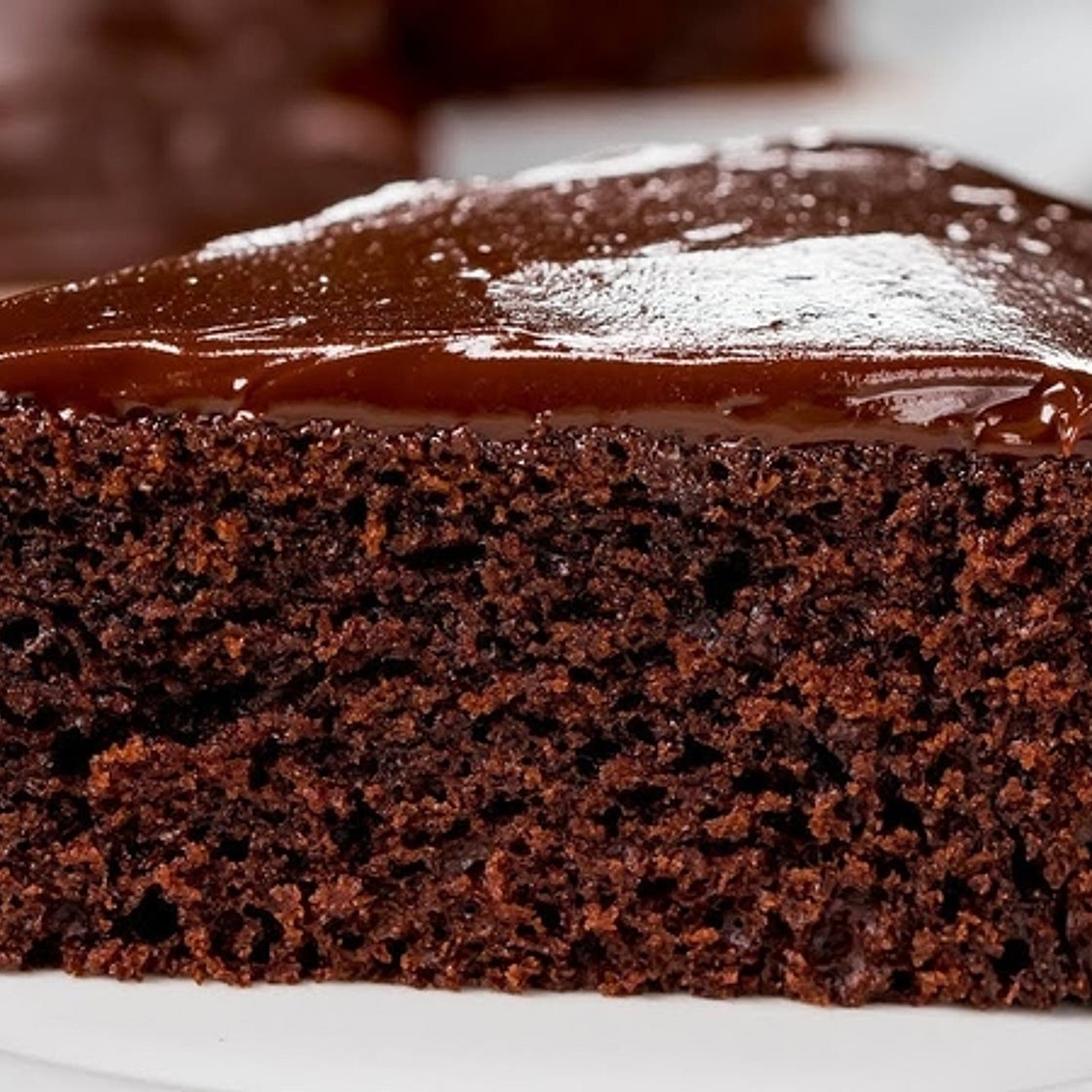 Spongy Eggless Chocolate Cake - Kitchen Cookbook