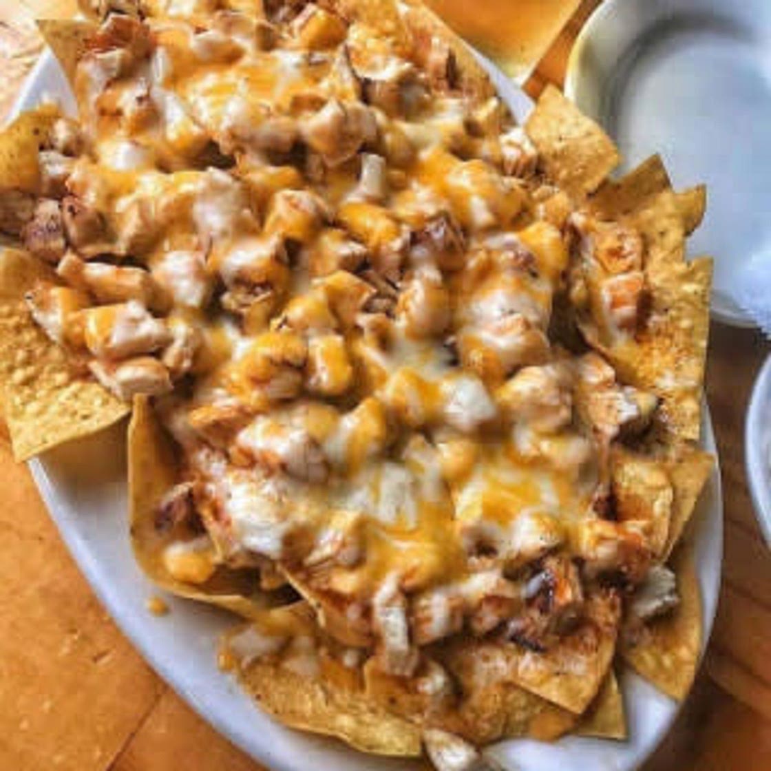 Crockpot creamy chicken nachos