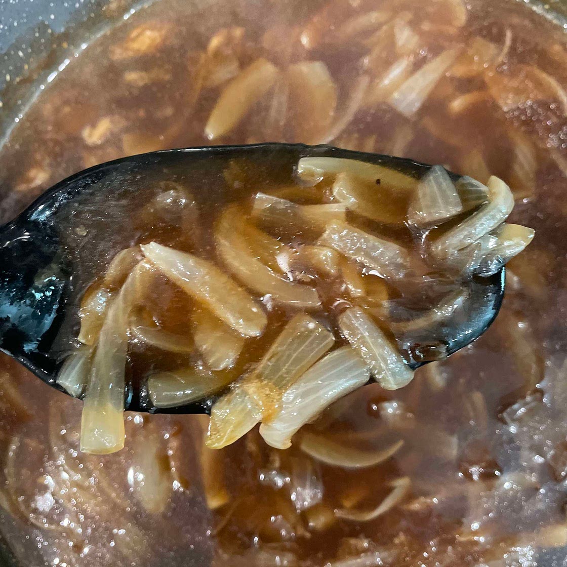 Onion gravy