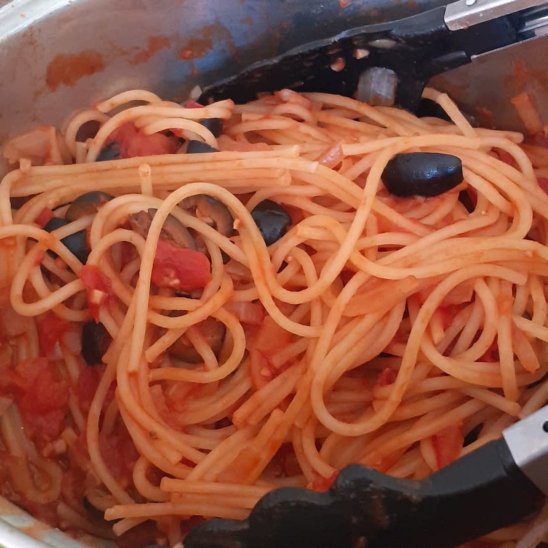 Spaghetti puttanesca