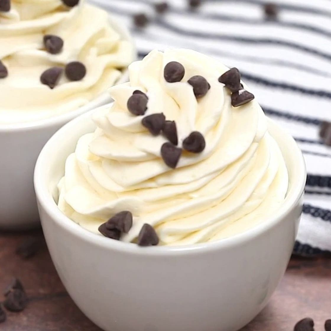 SUGAR FREE CHEESECAKE KETO MOUSSE FLUFF