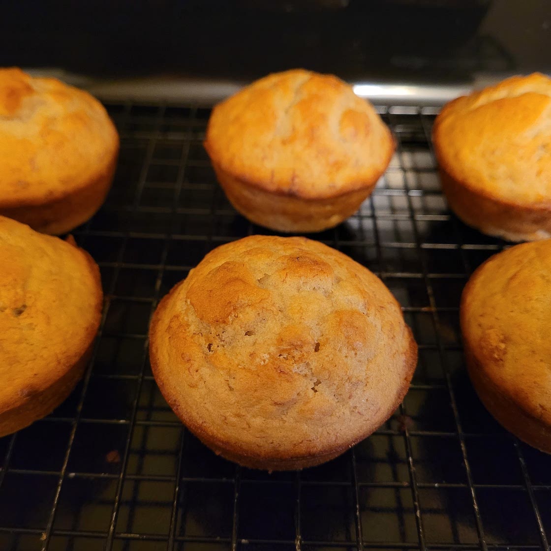 Banana bread muffins