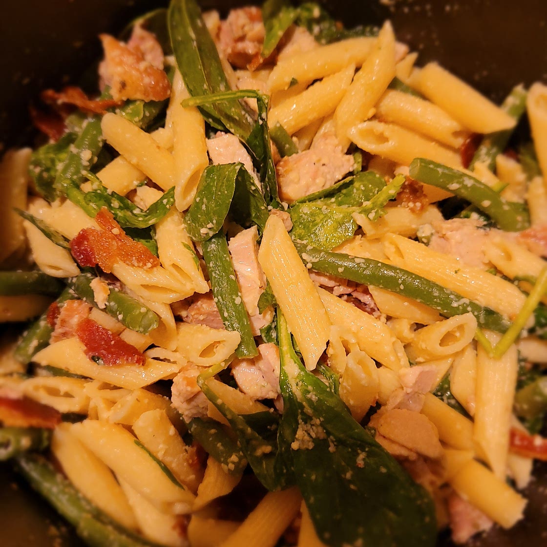 Chicken, Green Bean, and Bacon Pasta