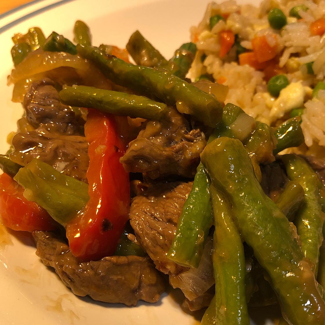 20-Minute Garlic Beef & Green Bean Stir-fry Recipe: This Garlicky Beef Recipe Is Worth Buying Chopsticks For | Beef | 30Seconds Food