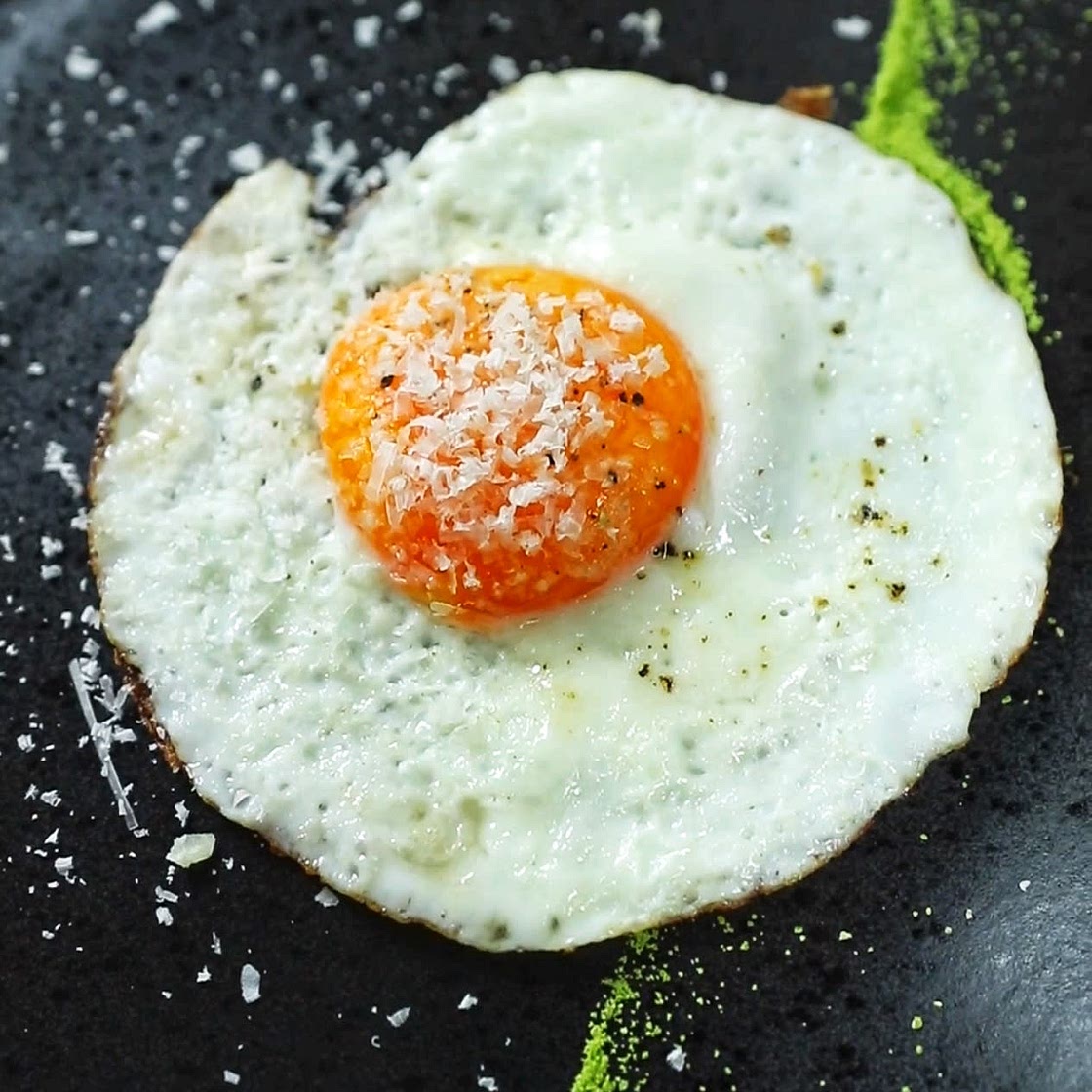 Carbon steel Seasoning and easy egg recipe