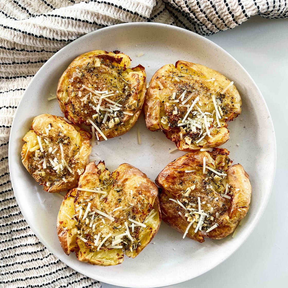 Crispy Smashed Herb Potatoes 
