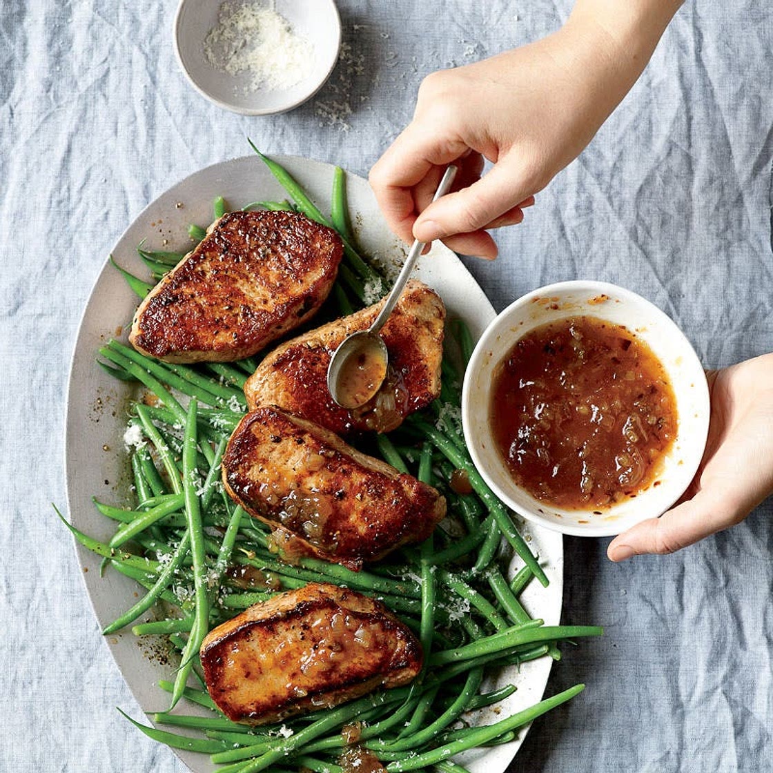 Pork chops with fig sauce and Parmesan green beans