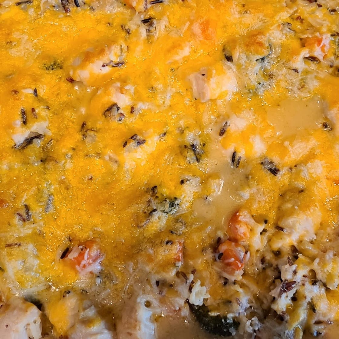 Broccoli Cheddar Chicken and Rice Casserole