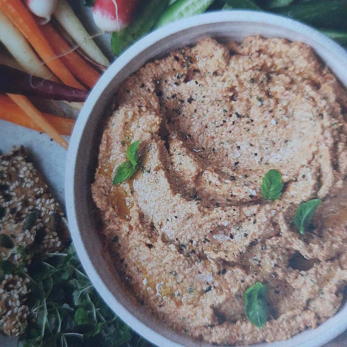 Sundried tomato cashew spread