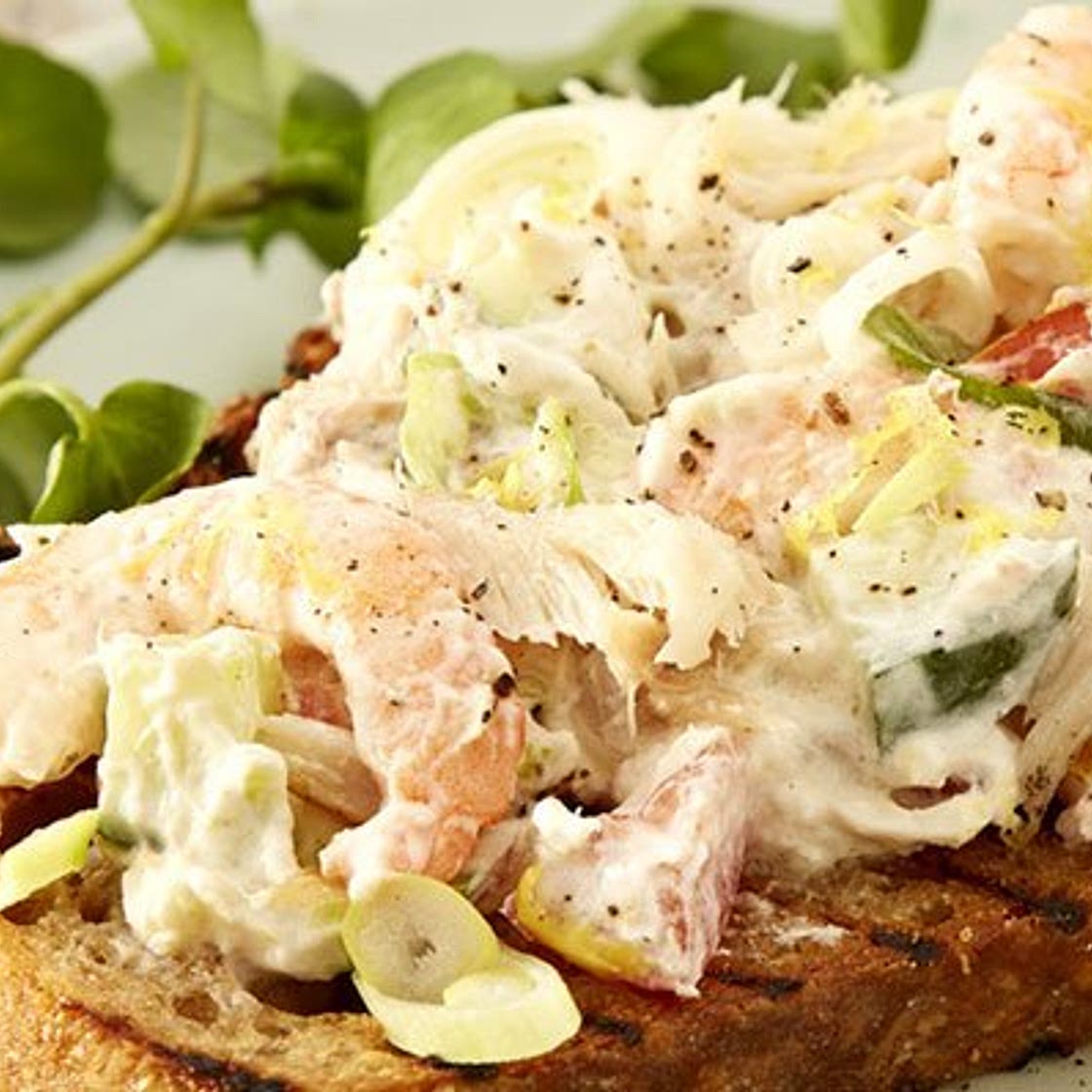 Fishy toast toppers