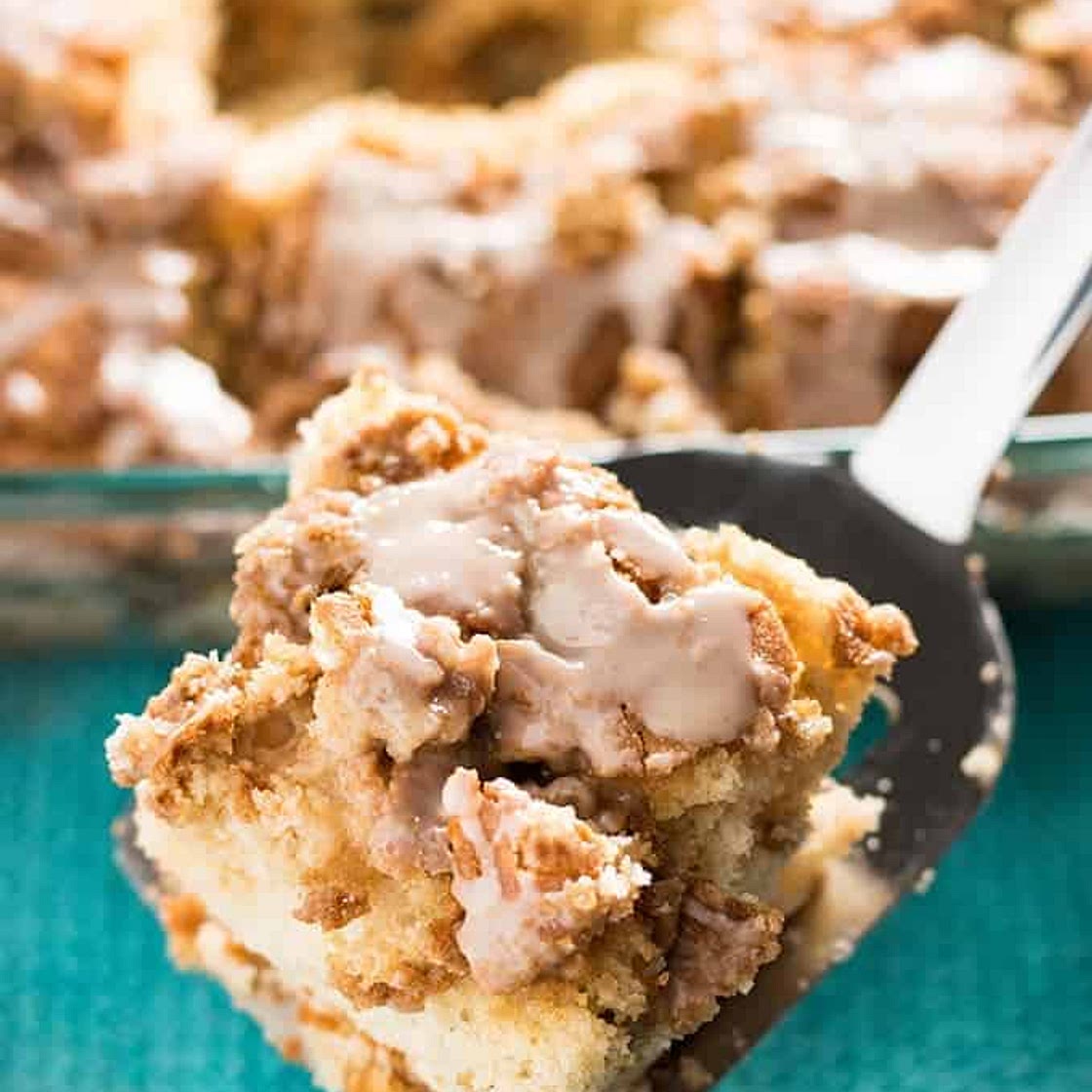 Cinnamon Roll Cake