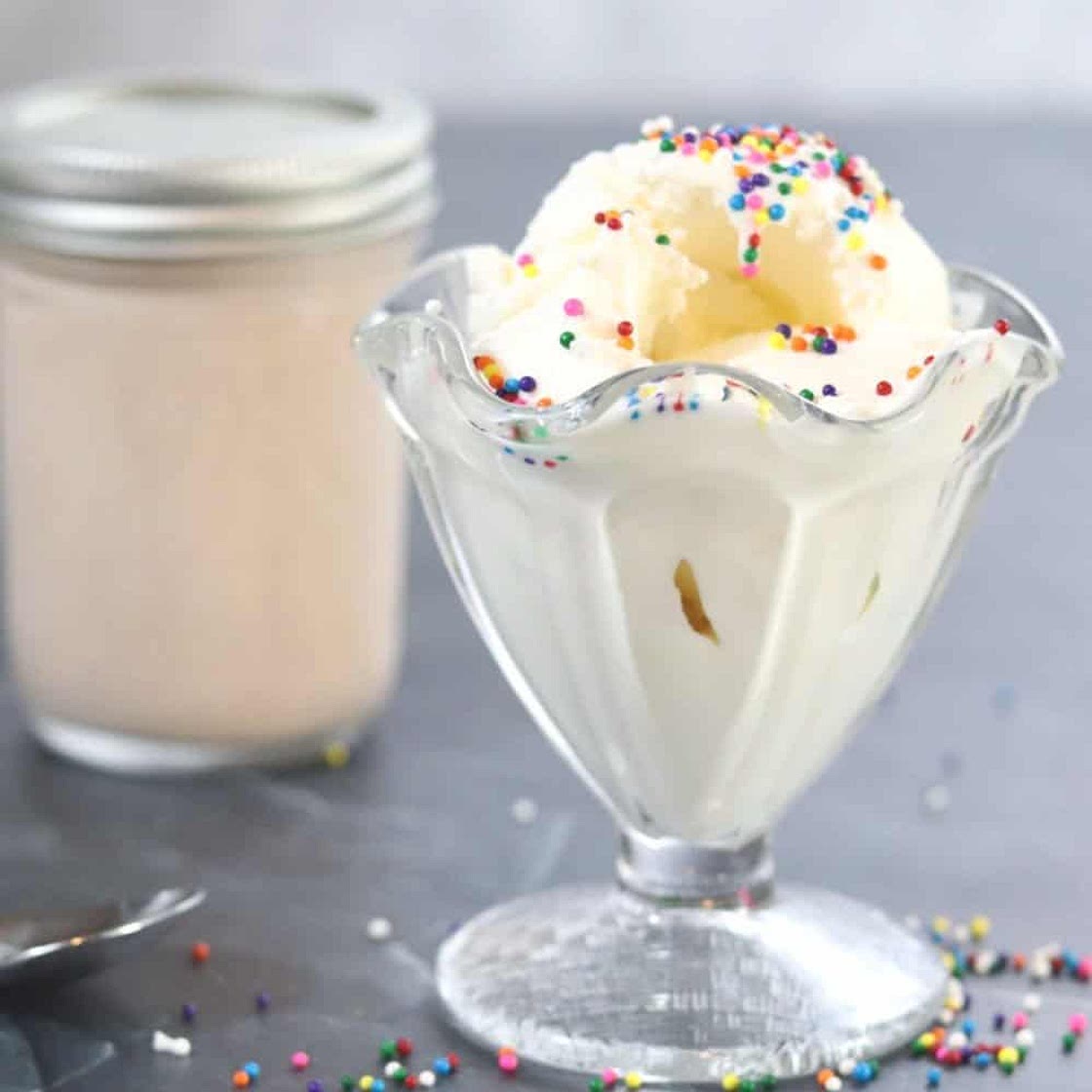 Mason Jar Ice Cream