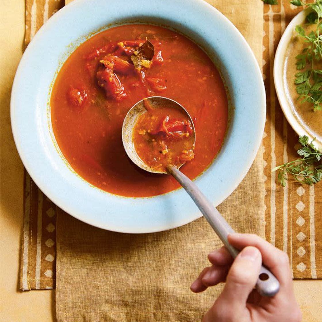 hot-&-sour tomAto rAsAm
