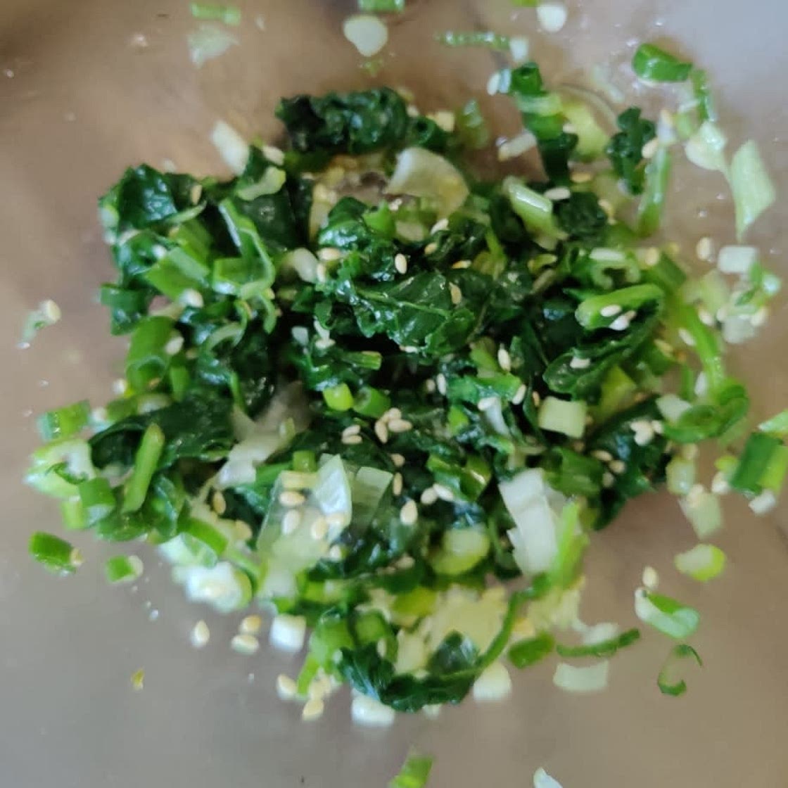 Korean Spinach Side Dish - Sigeumchi Namul (시금치나물)
