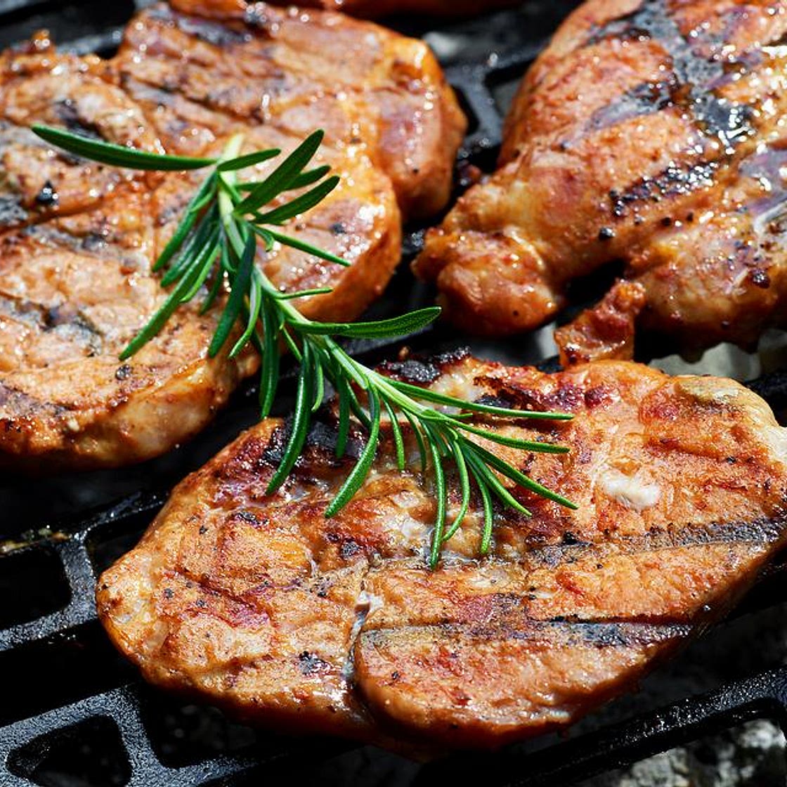 4-Ingredient Marinated Grilled Pork Chops Recipe Is What to Cook