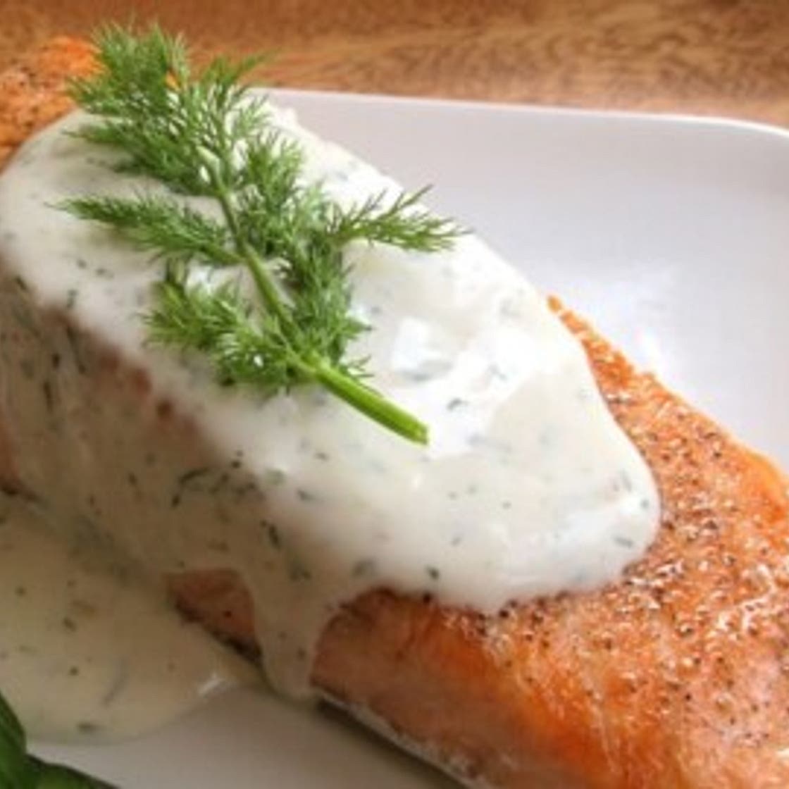 Seared Salmon with Creamy Dill Sauce