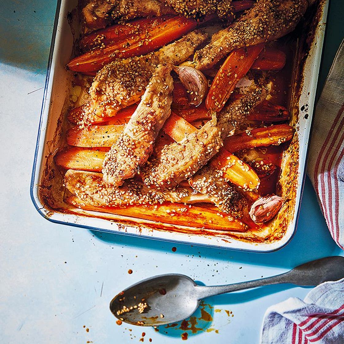 Poulet caramélisé au miel et carottes rôties