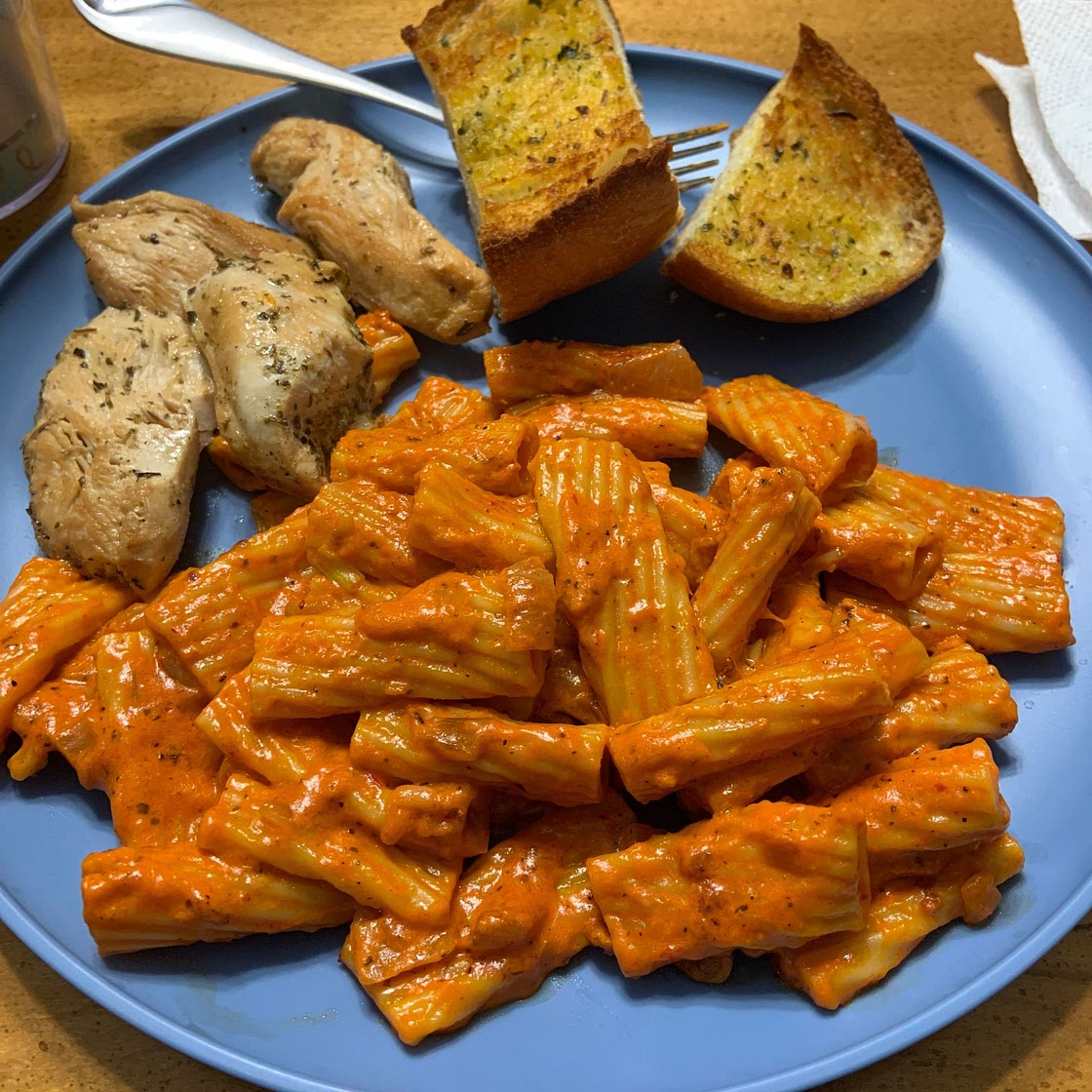 Roasted Red Pepper Rigatoni