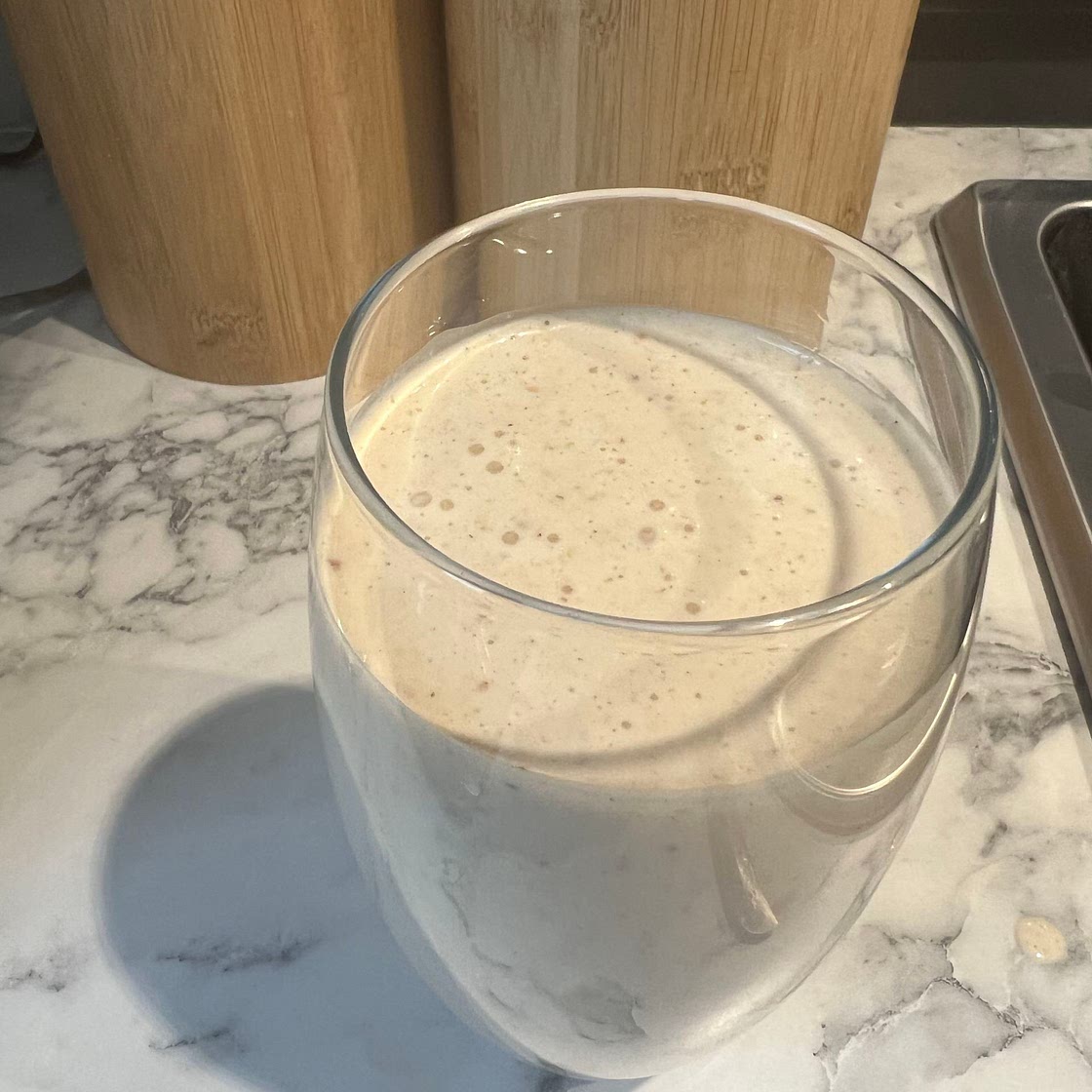 Apple and Banana Smoothie