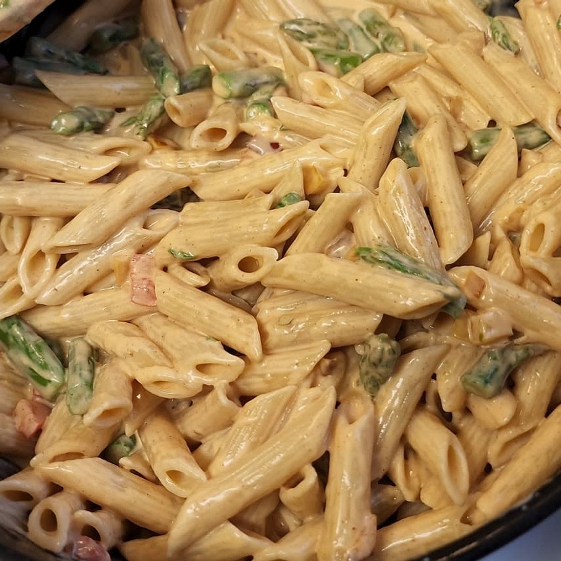 Cheesecake Factory Spicy Chicken Chipotle Pasta - by Moribyan