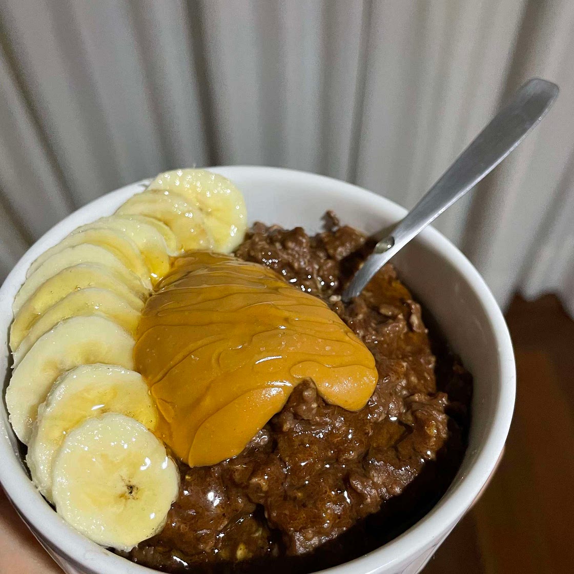 Mingau de aveia de chocolate protéico sem whey protein