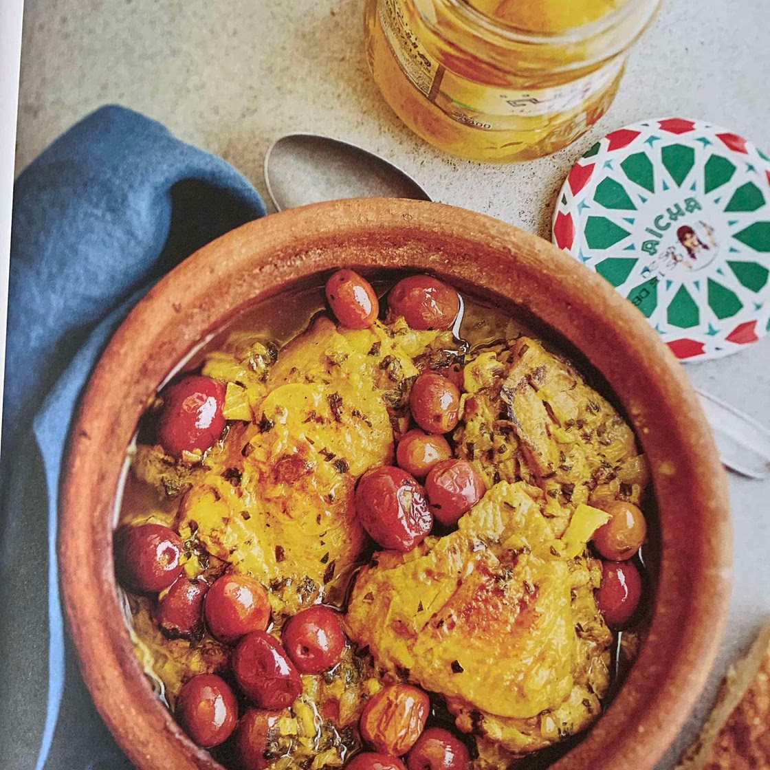 Tajine de poulet aux olives et citrons confits